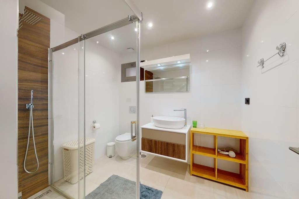 Apartman S Vlastnim Bazenem Оріуела Екстер'єр фото