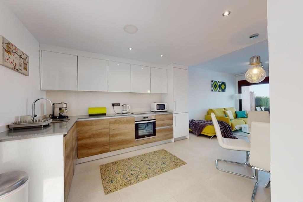 Apartman S Vlastnim Bazenem Оріуела Екстер'єр фото